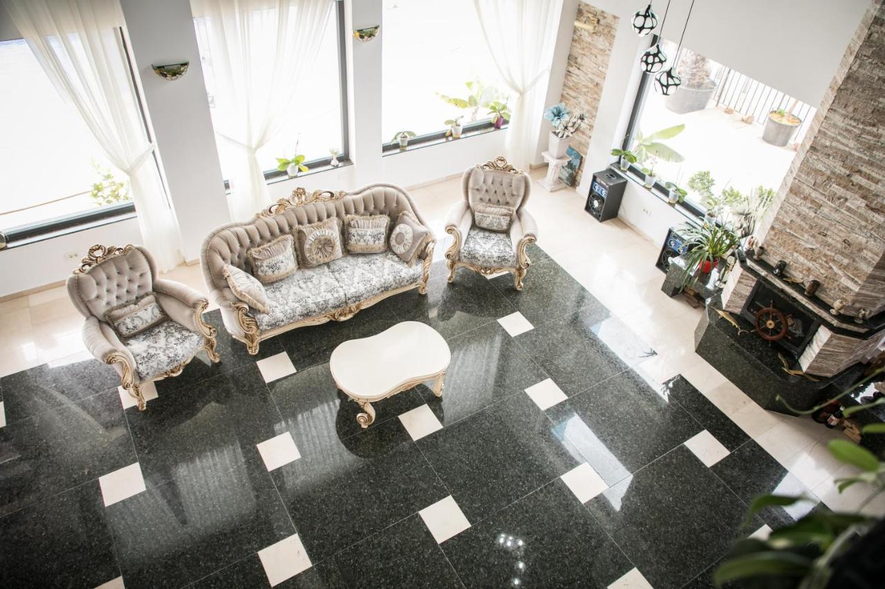 Almar Lake View Boutique H Adults Only Mamaia Eksteriør bilde