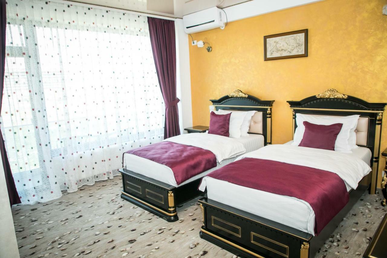 Almar Lake View Boutique H Adults Only Mamaia Eksteriør bilde