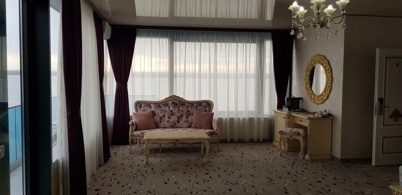 Almar Lake View Boutique H Adults Only Mamaia Eksteriør bilde